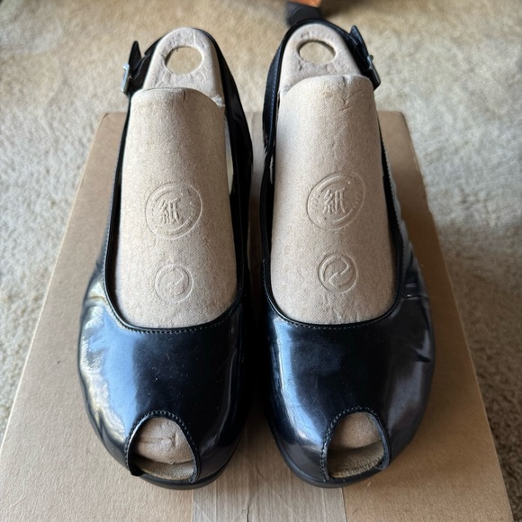 Mephisto Peep Toe Wedge Sandals - Picture 1 of 12